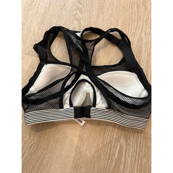 Victorias Secret Sport Women’s Activewear Bra Mesh Black and White Size 32b - Picture 2 of 4